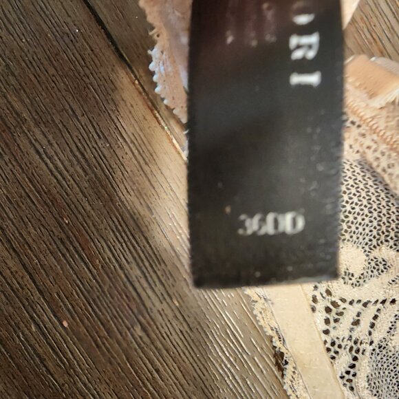 Natori Feathers Contour Underwire Plunge Bra 36DD - Picture 10 of 13